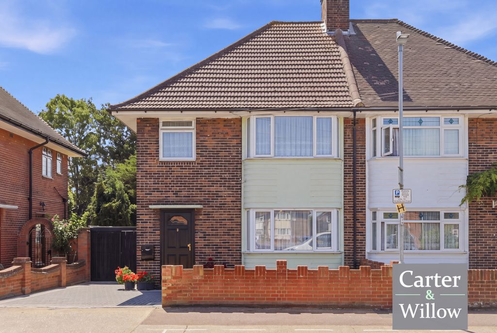 Property photo 1 of 33