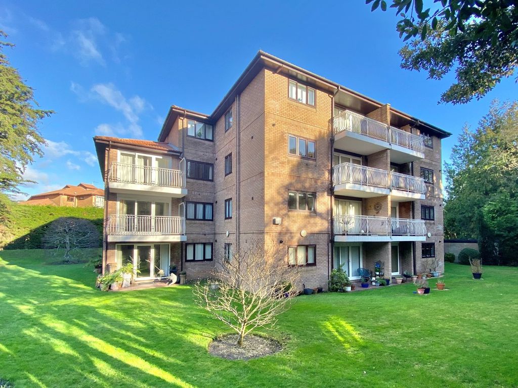 Property photo 1 of 18