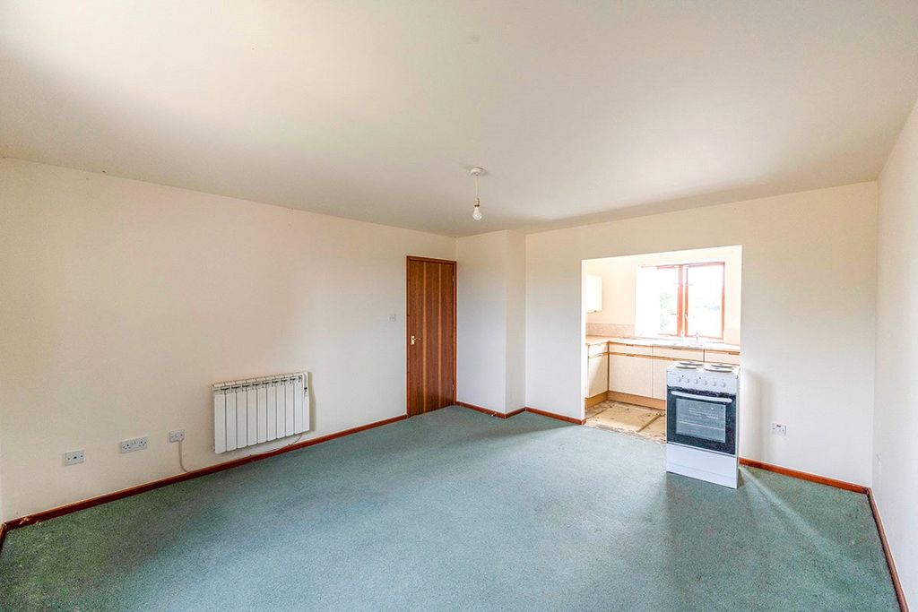 Property photo 2 of 8 Picture No. 09