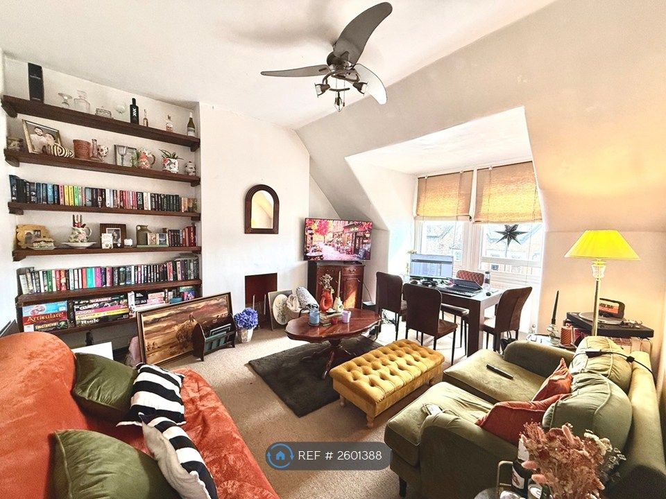 Property photo 1 of 4 Living Room 1