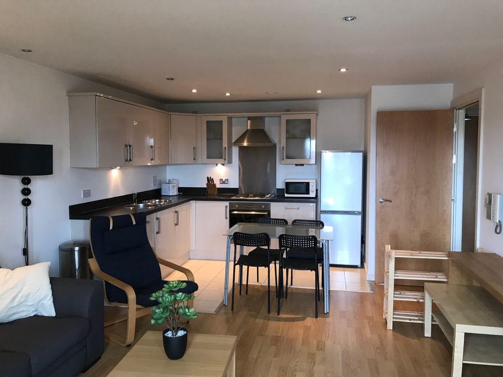 Property photo 3 of 11