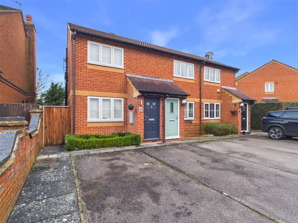 Property photo 1 of 18 Front