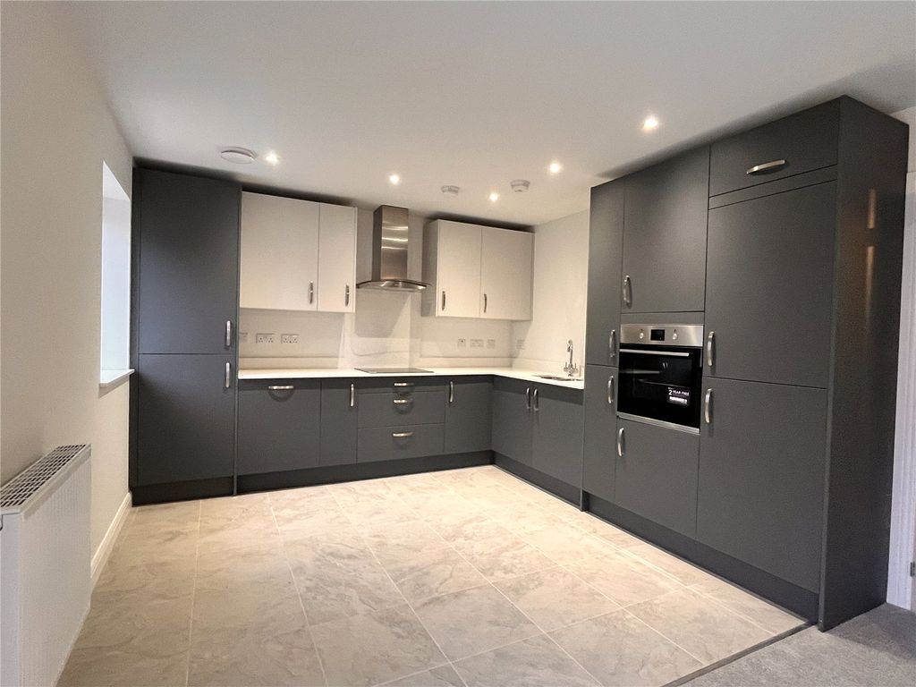 Property photo 3 of 14 Picture No. 17