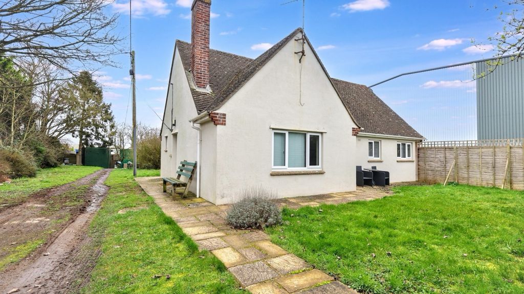 Property photo 1 of 17 Img_9522