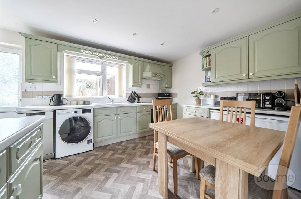 Property photo 3 of 20 Picture No. 25