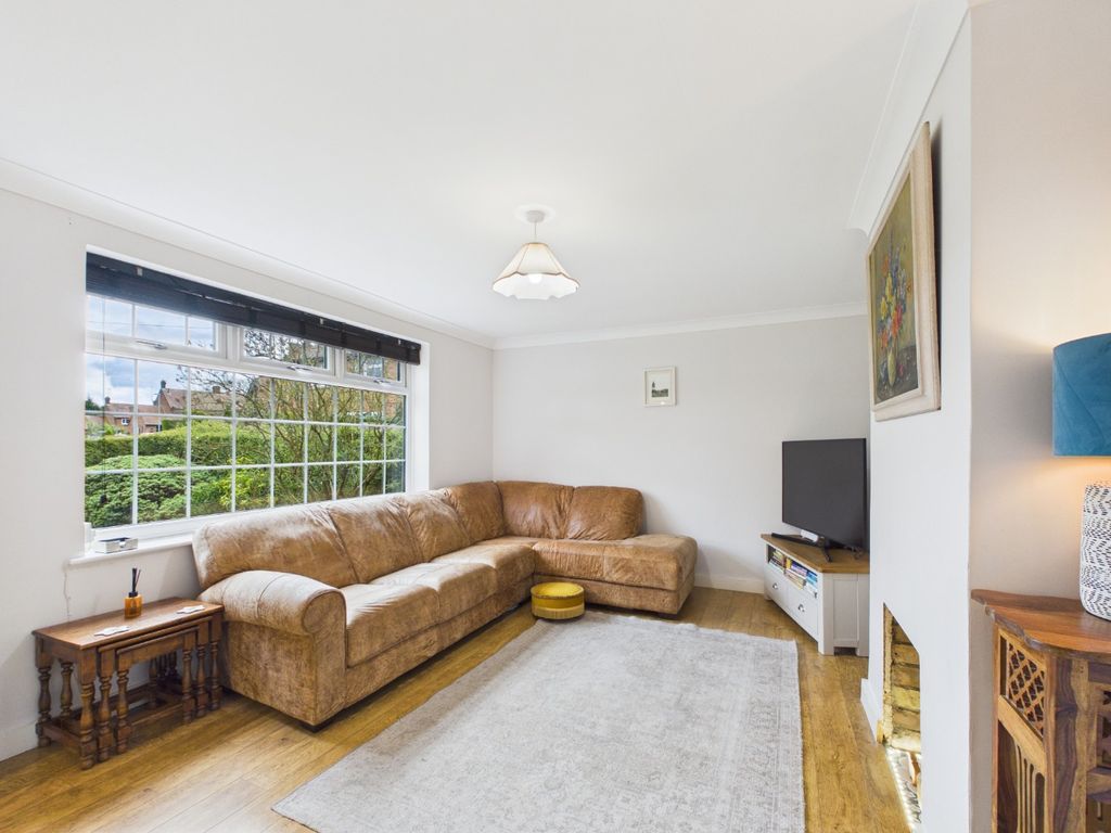 Property photo 2 of 27 4947837