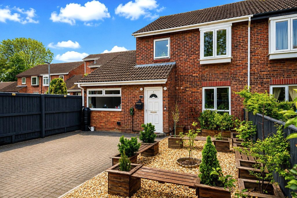 Property photo 1 of 16 Picture No. 24