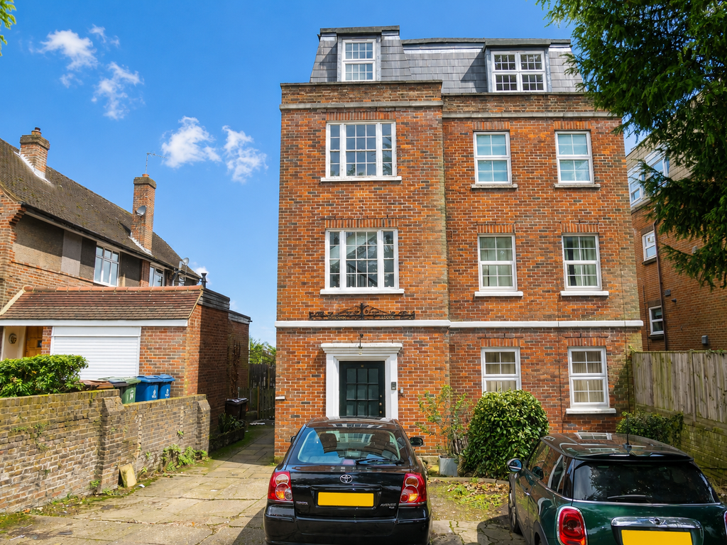 Property photo 1 of 10