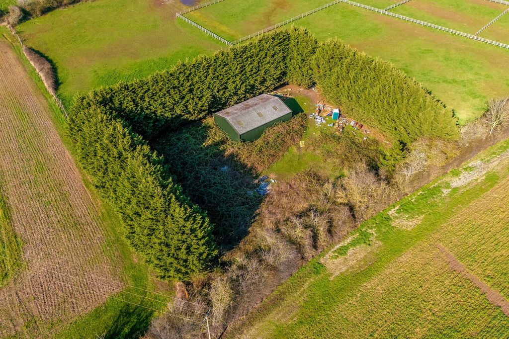 Property photo 3 of 14