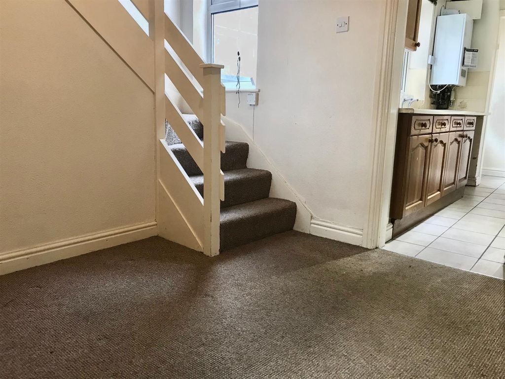 Property photo 3 of 8 Pic 3.Jpg