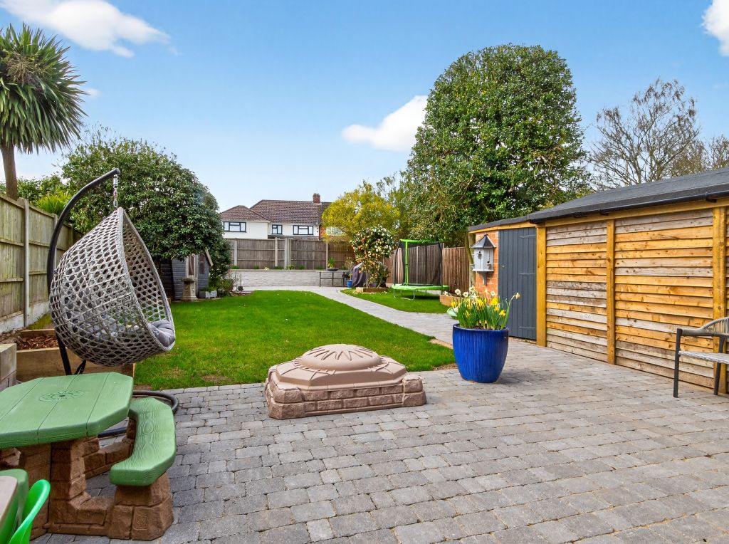 Property photo 2 of 30