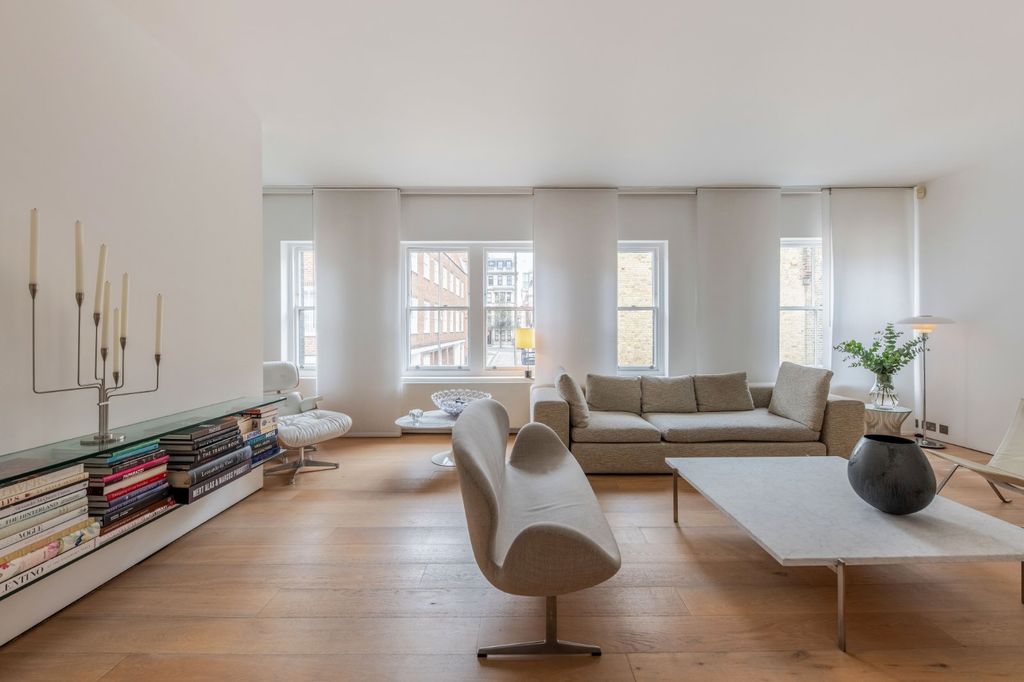 Property photo 2 of 21 Picture No. 19