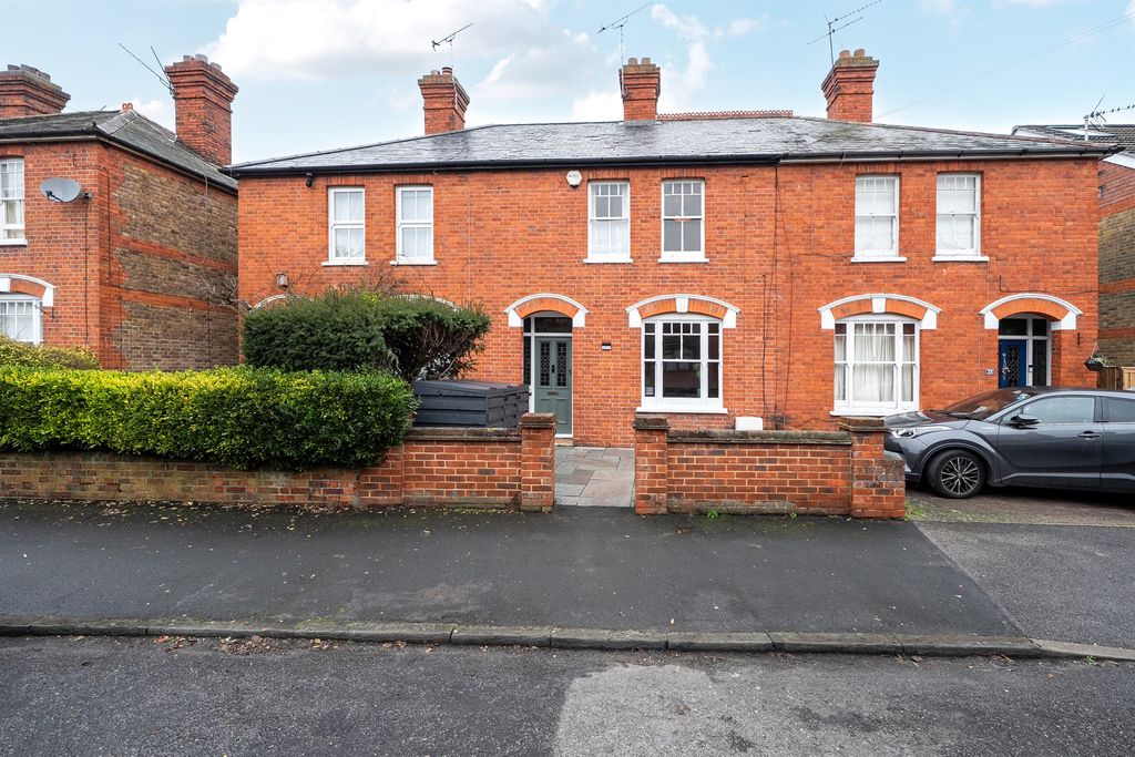 Property photo 1 of 12