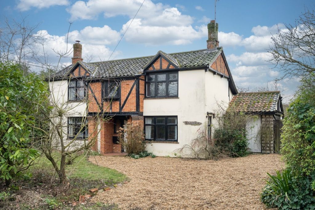 Property photo 1 of 22