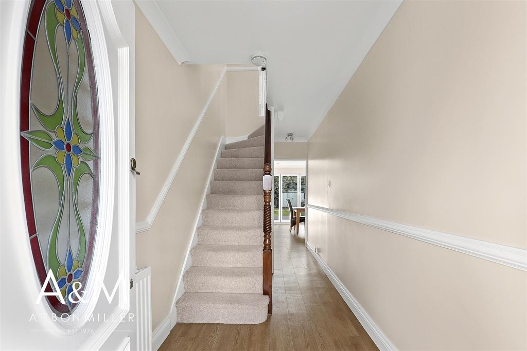 Property photo 3 of 32 4D4A7373.Jpg