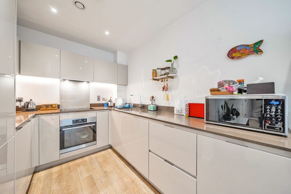 Property photo 2 of 18 1069729 (5)