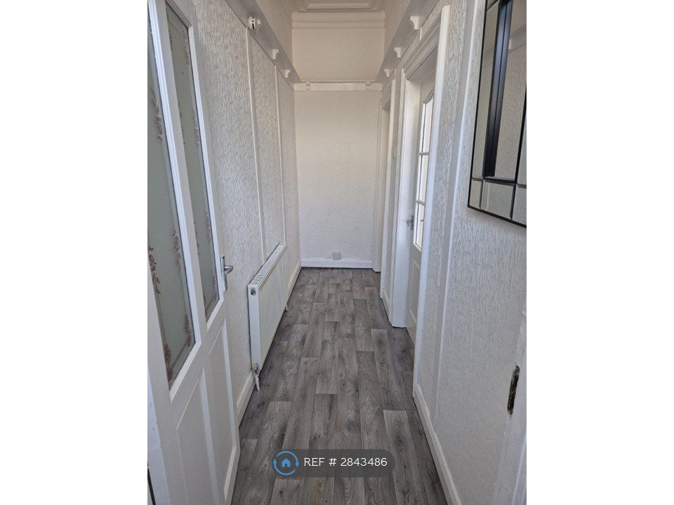 Property photo 3 of 15 Hallway