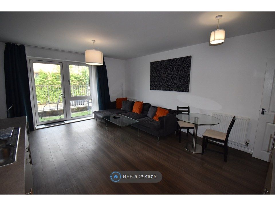 Property photo 3 of 12