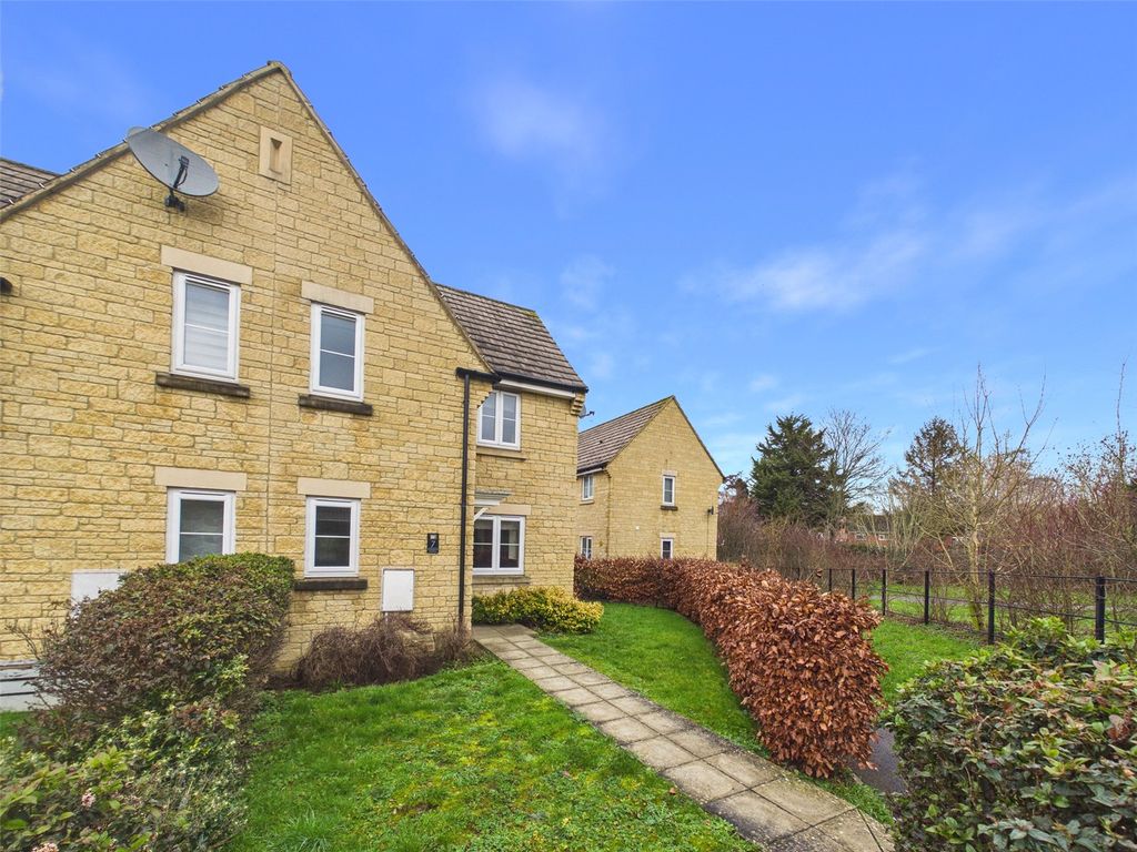 Property photo 1 of 14 Picture No. 18