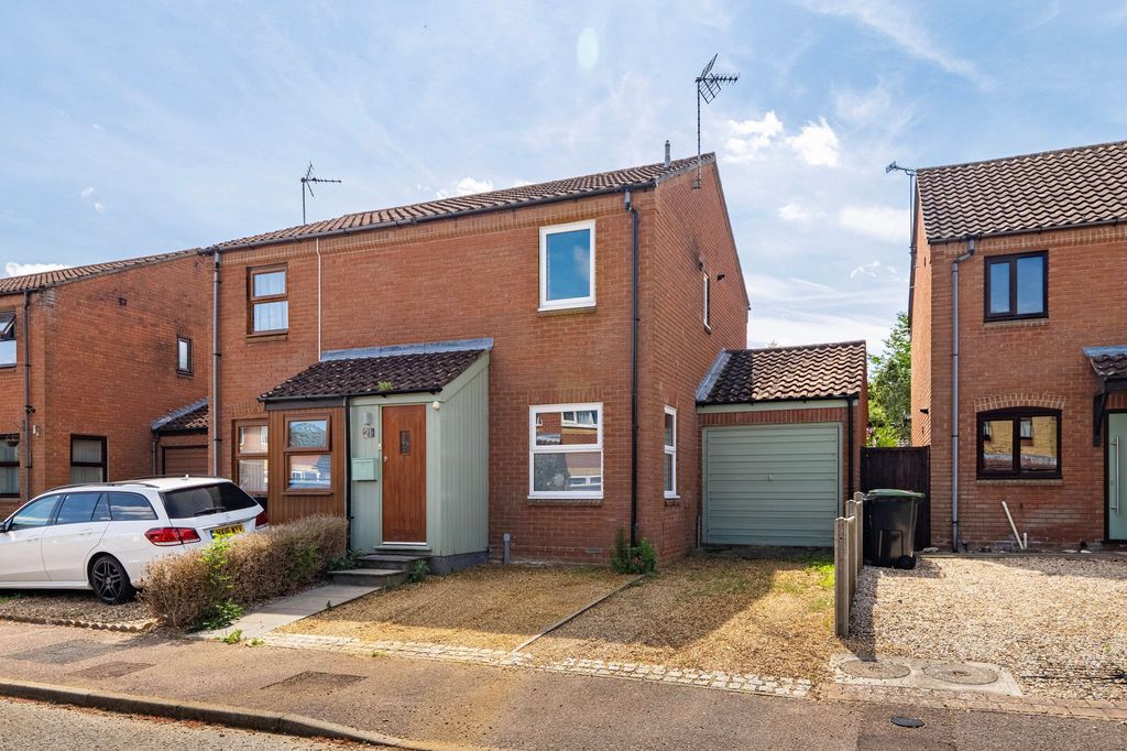 Property photo 1 of 15