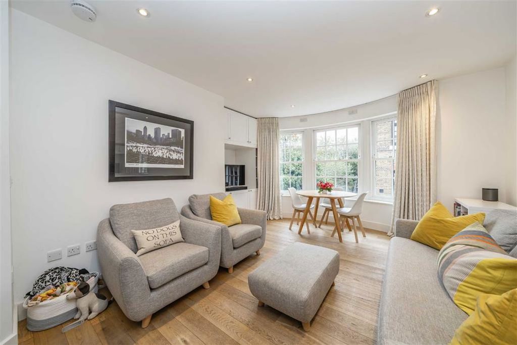 Property photo 3 of 9