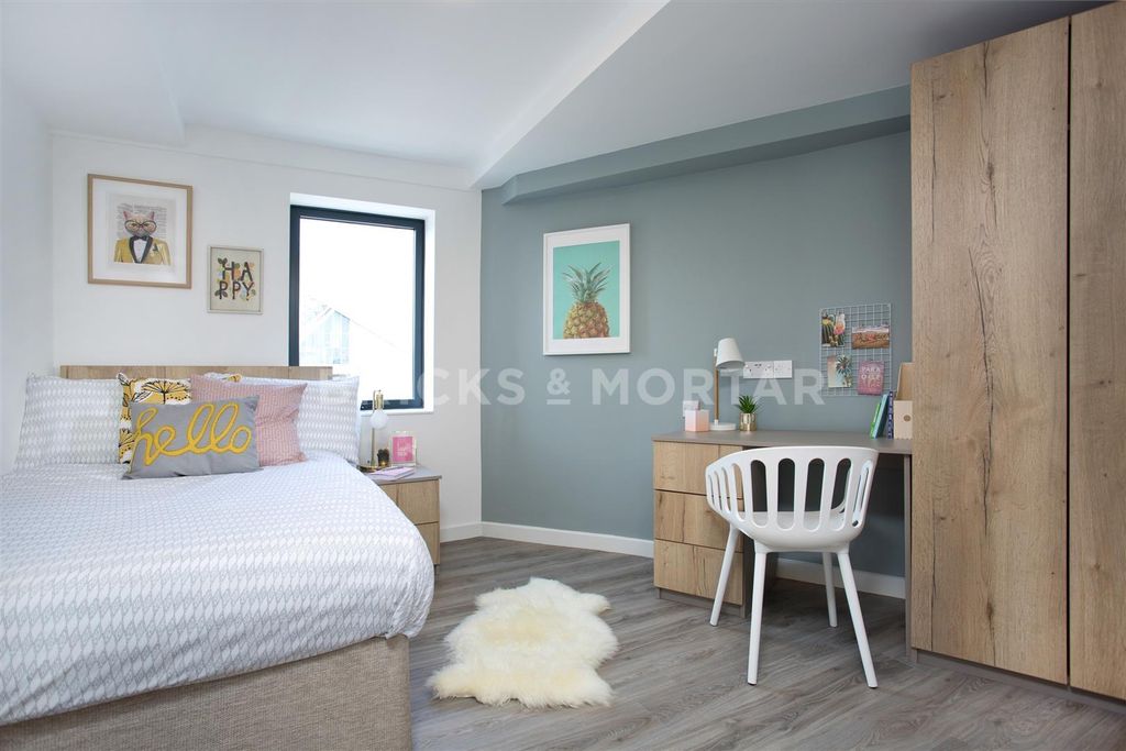 Property photo 2 of 14 Zu6Df4Ikrhyopdw1Cw6Upe3_-Ui.Jpg