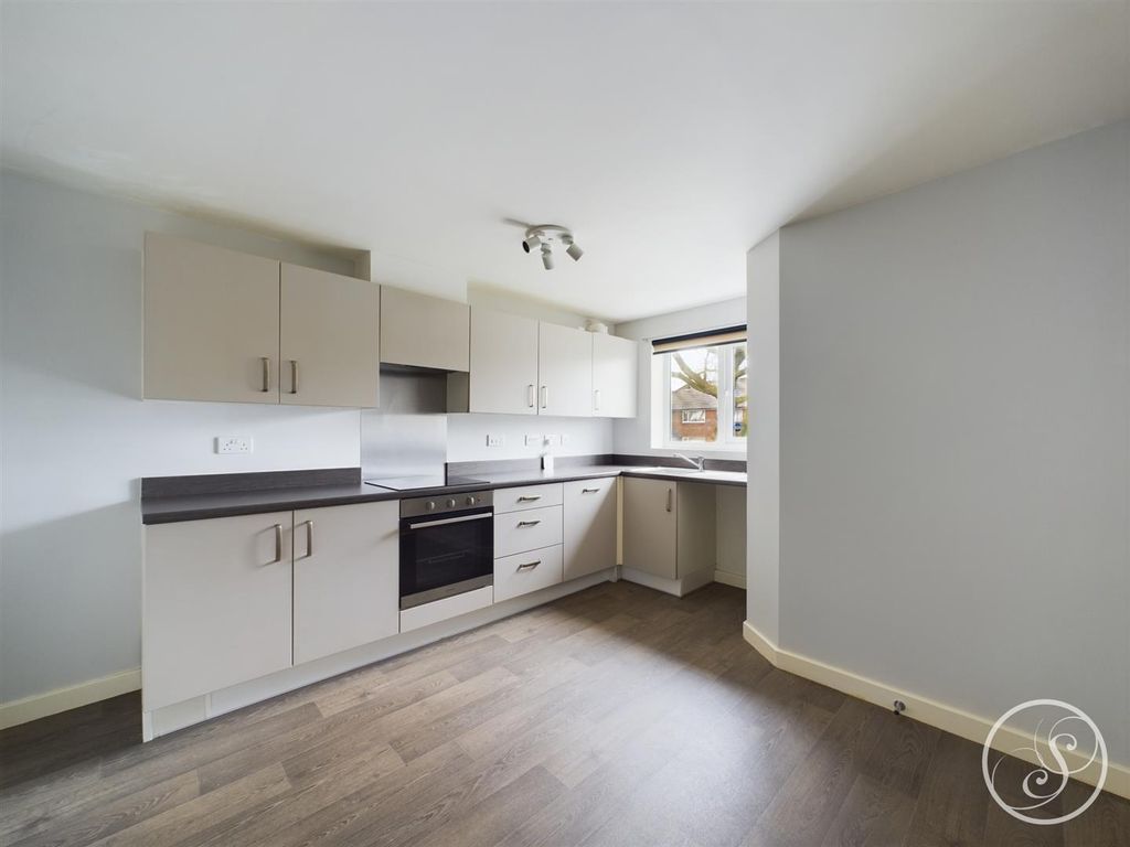 Property photo 3 of 21 Kitchen Diner