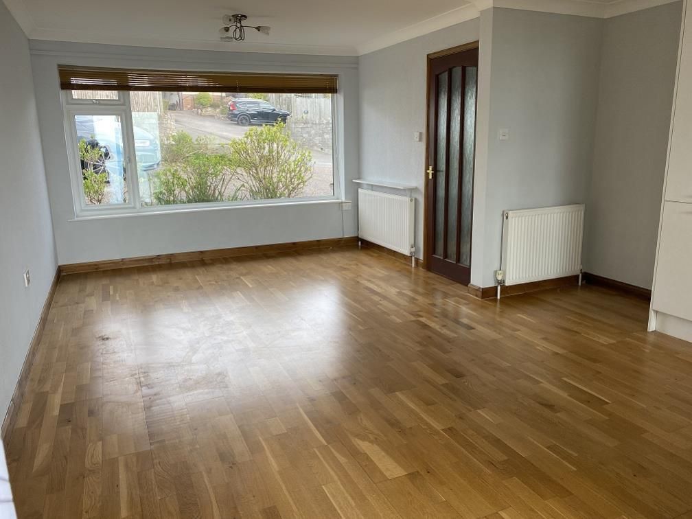 Property photo 3 of 6 35 Tewignmouth Road, Teignmouth Lounge