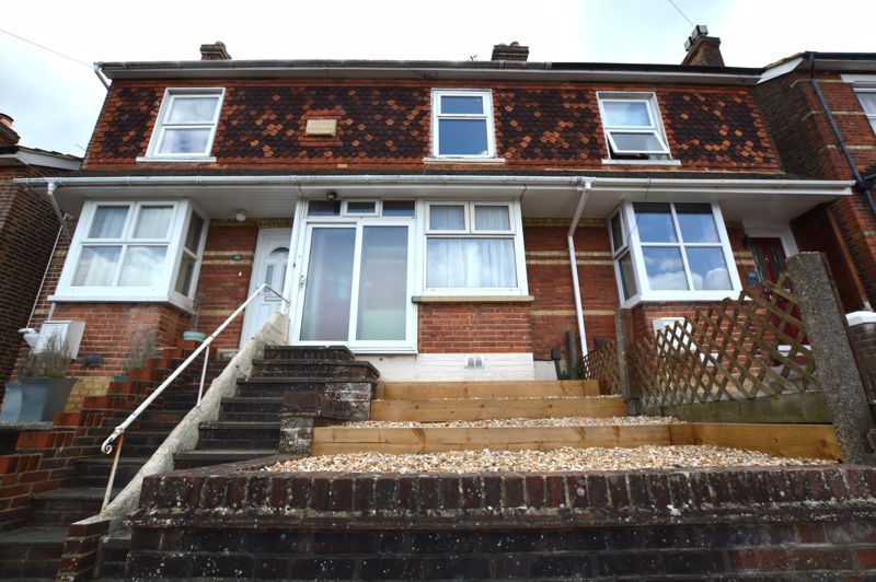 Property photo 1 of 8 Fe