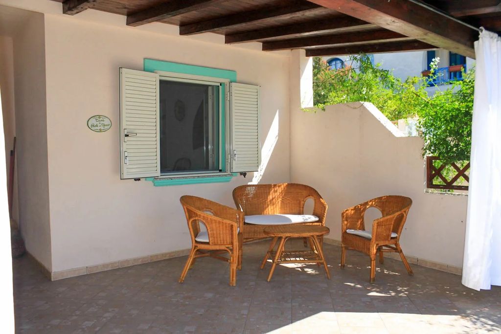 Property photo 2 of 3