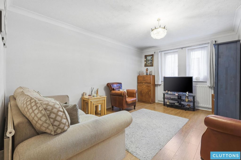 Property photo 3 of 24 Picture No. 41