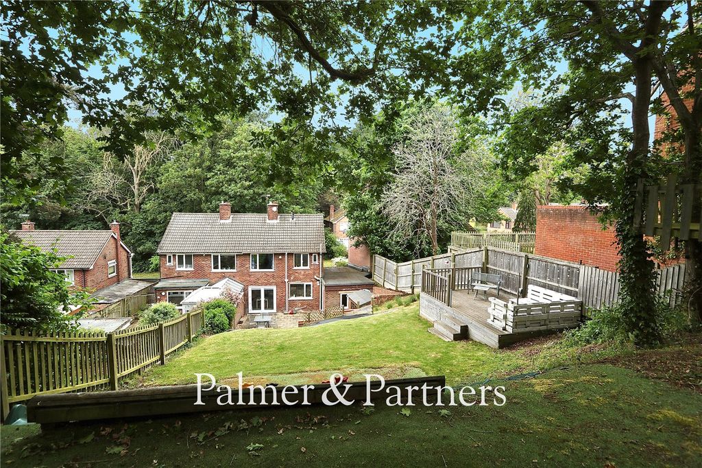 Property photo 3 of 33 Picture No. 07