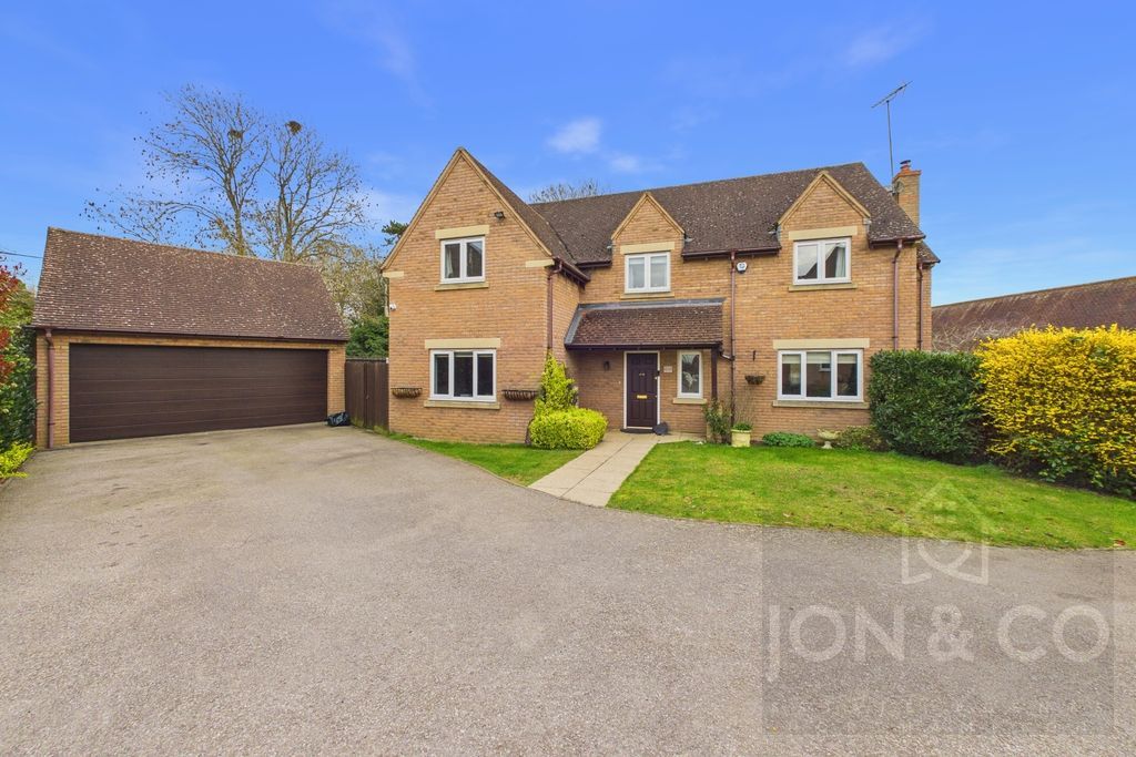 Property photo 1 of 36