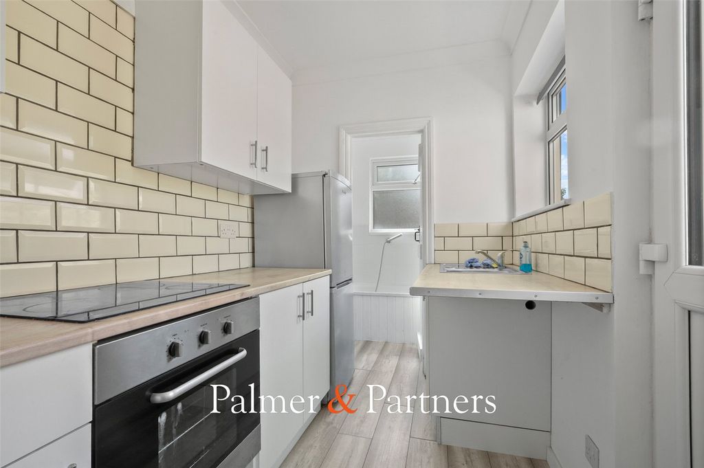 Property photo 3 of 12 Picture No. 05