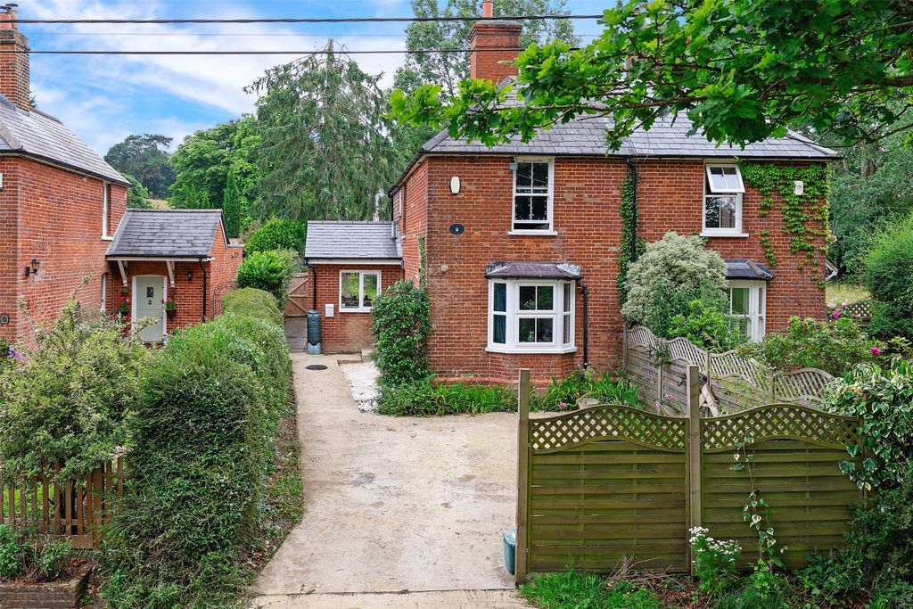 Property photo 1 of 17 Picture No. 23