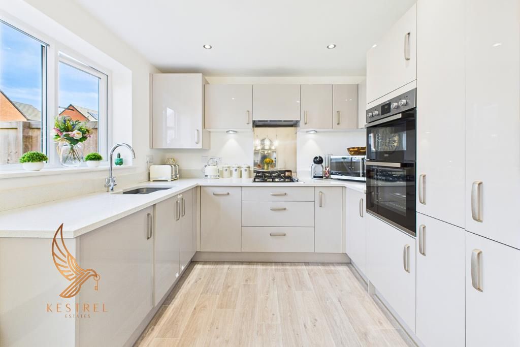 Property photo 3 of 29 8.Png