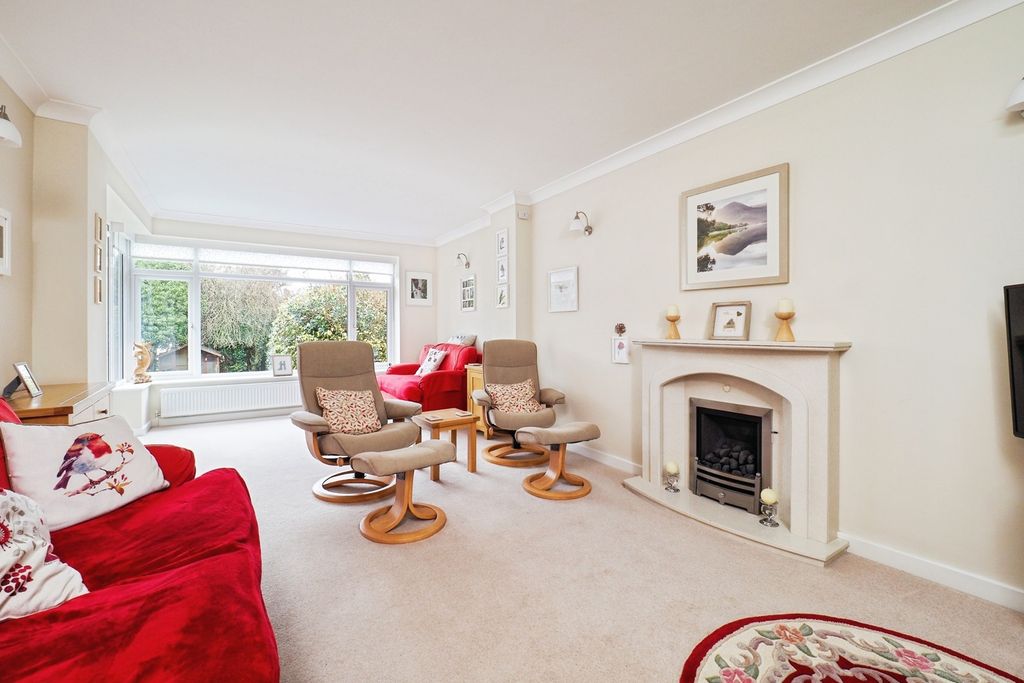 Property photo 2 of 19 Living Room