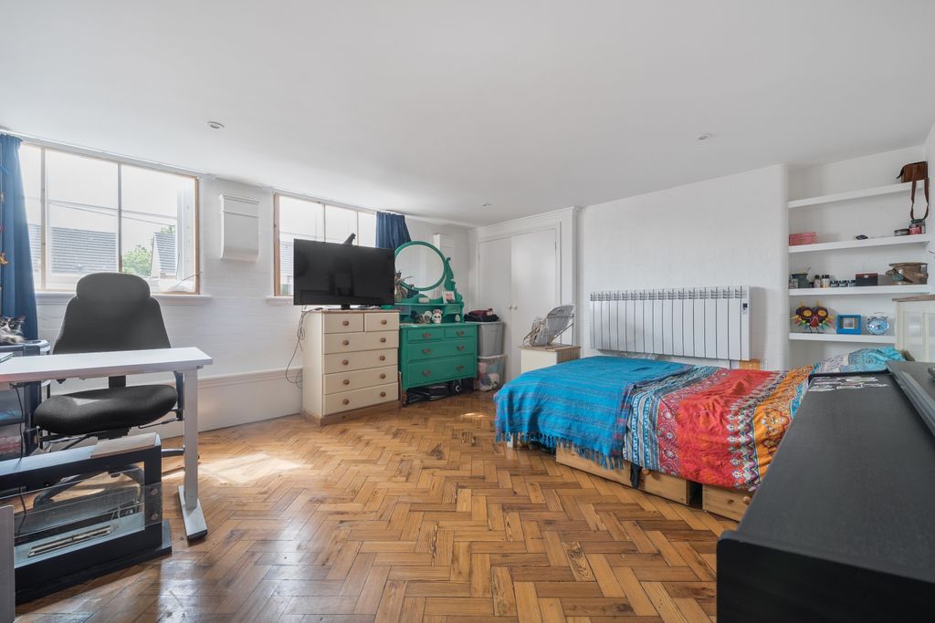 Additional image 9 of 3 bed flat for saleThe Old School, Geneva Place, Bideford, Devon EX39