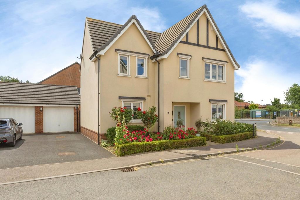 Property photo 1 of 26 Pbox-Img.Jpg