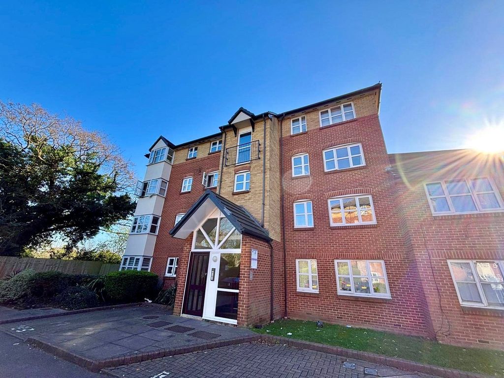 Property photo 1 of 10 Exterior