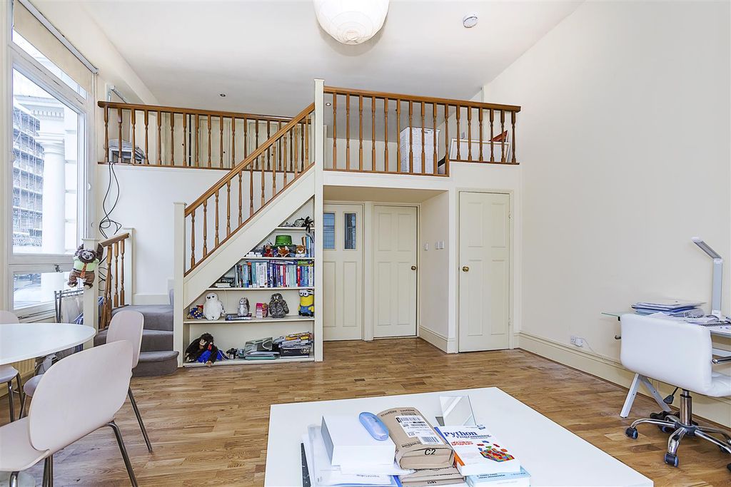 Property photo 3 of 12 3.Jpg