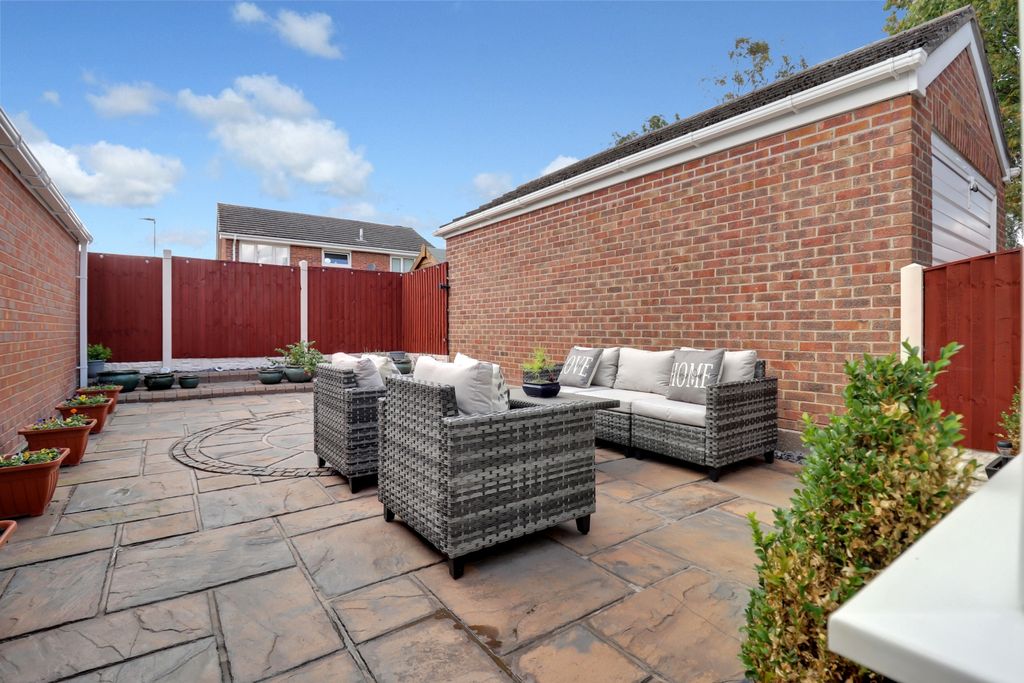 Property photo 2 of 20 2- Rob Hammond Ewemove Pontefract