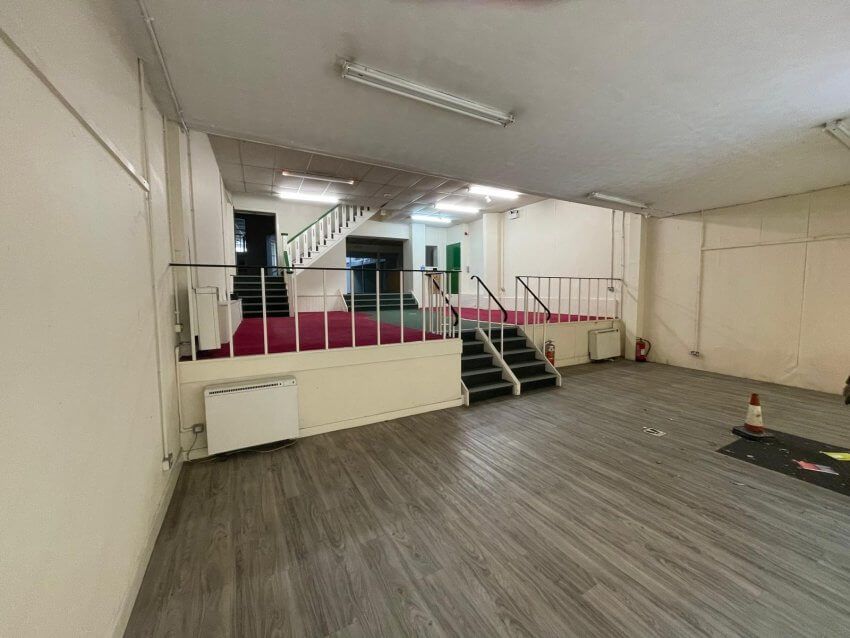 Property photo 2 of 6