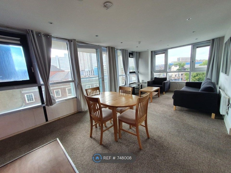 Property photo 3 of 20