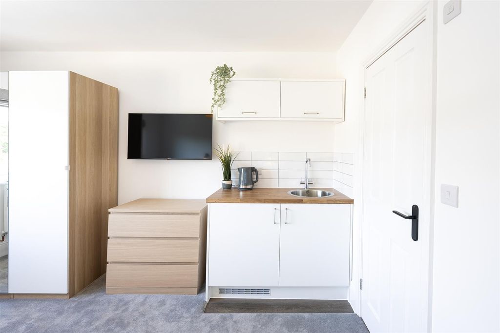 Property photo 2 of 12 Tea Station.Jpg