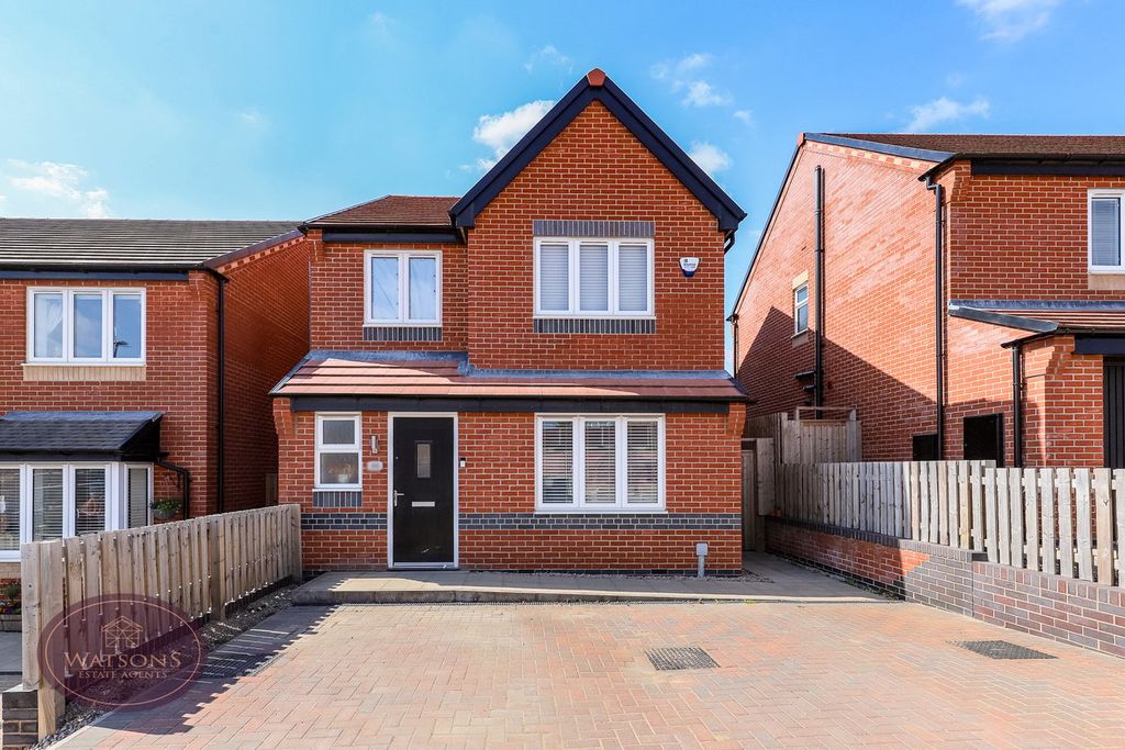 Property photo 1 of 29