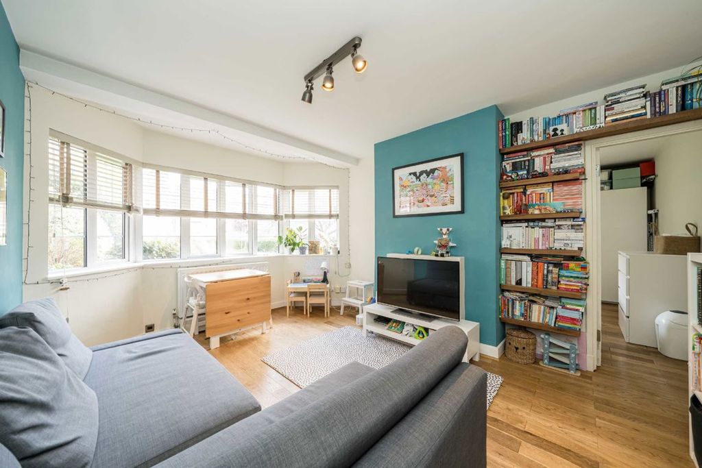 Property photo 2 of 5