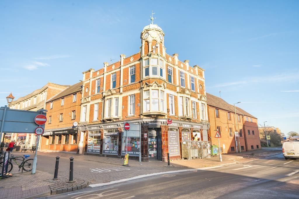 Property photo 2 of 18 External View