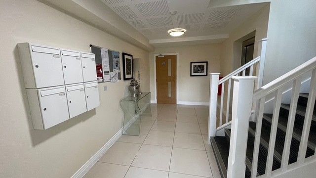 Property photo 3 of 10
