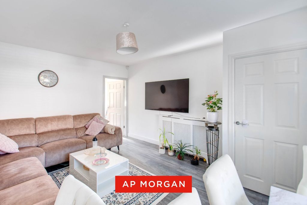 Property photo 3 of 13 Picture No. 05